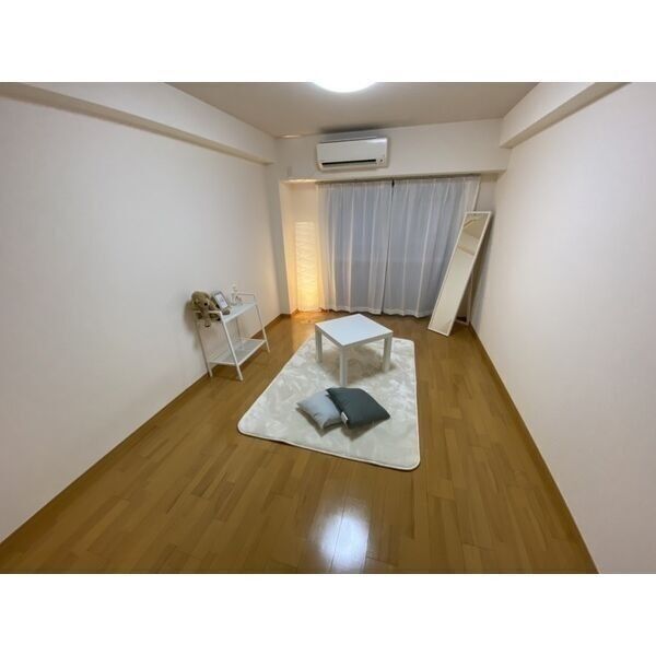 Ms'palazzO Osaka 室内写真1