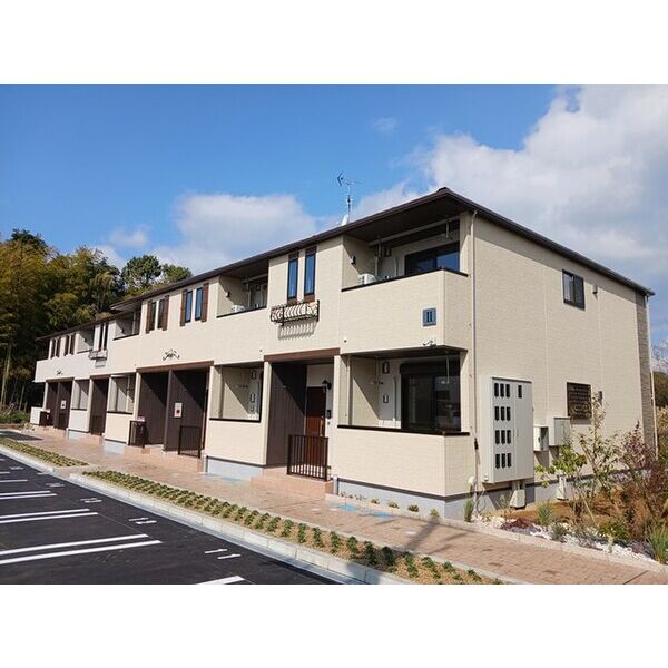 エルミタージュ泉ヶ丘2号館