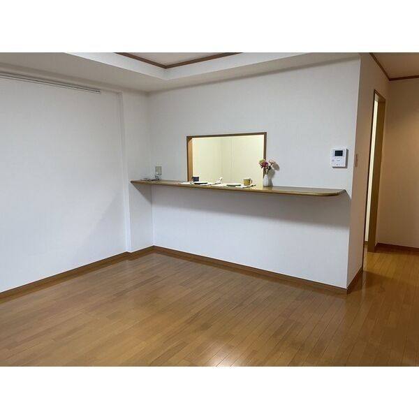 クレストハイム引山 室内写真1