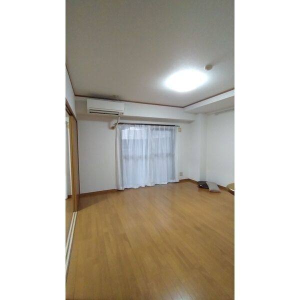 クレストハイム引山 室内写真4