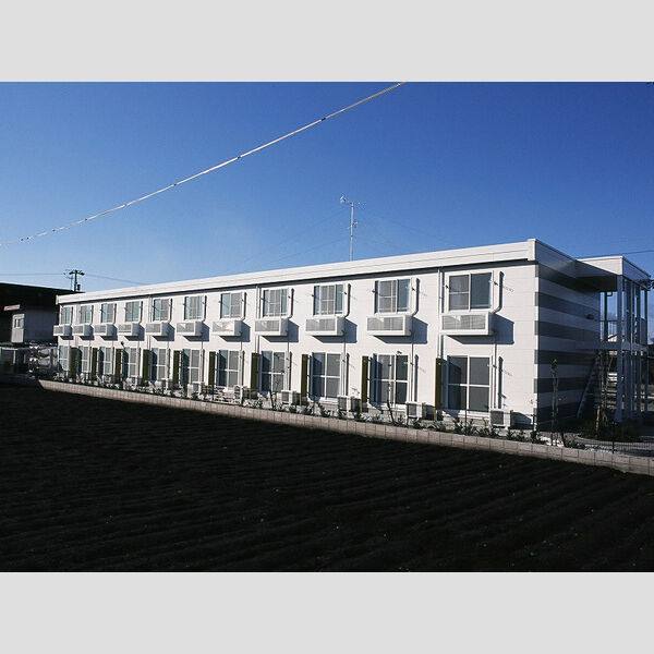 レオパレスWEST COURT 建物画像