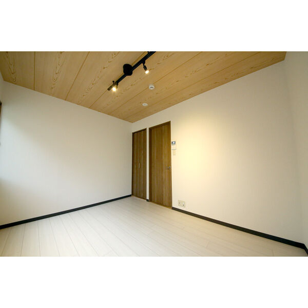 GARNET RESIDENCE MIYA 室内写真1