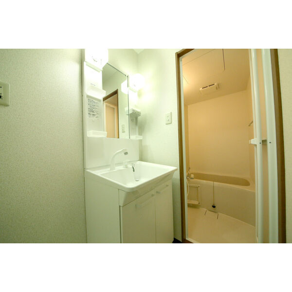 GARNET RESIDENCE MIYA 室内写真4