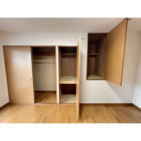 ユーリエB 室内写真8