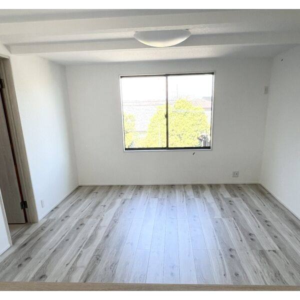 津駅前新築戸建4号棟 室内写真1