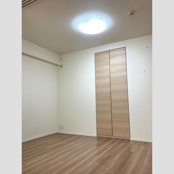 プラウド新浦安パームコートC棟 室内写真1