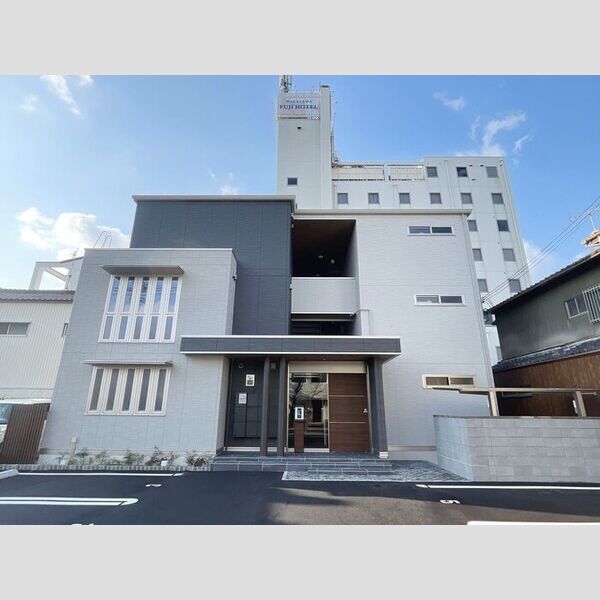 City Station Front 建物画像