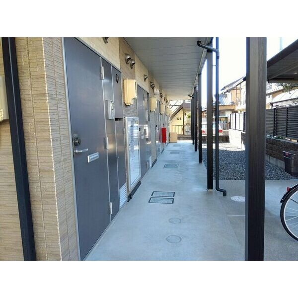 レオパレスEAST OF ST 室内写真7
