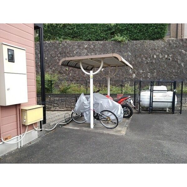 ラフィーネ生駒 室内写真9