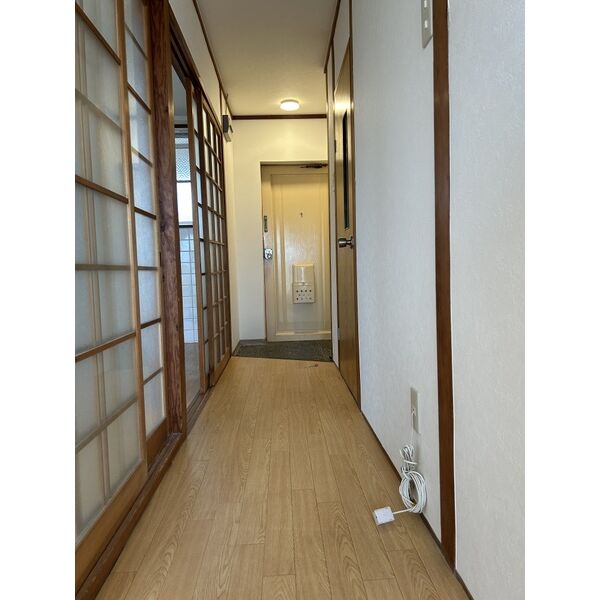シャトー東洋 室内写真3