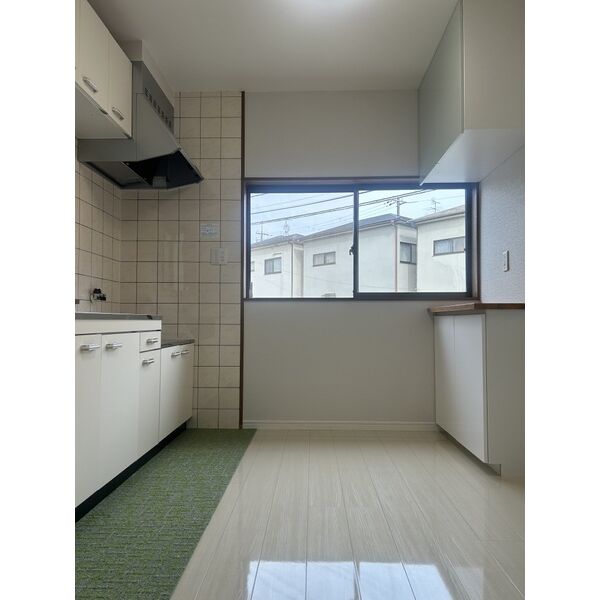 飾磨区阿成戸建 室内写真4
