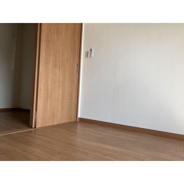 アーバーハイツ六町4丁目 室内写真2