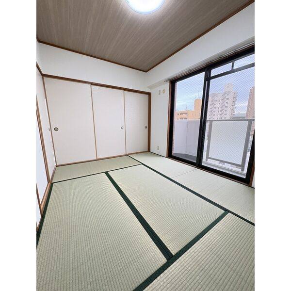 ファーニス白壁 室内写真2