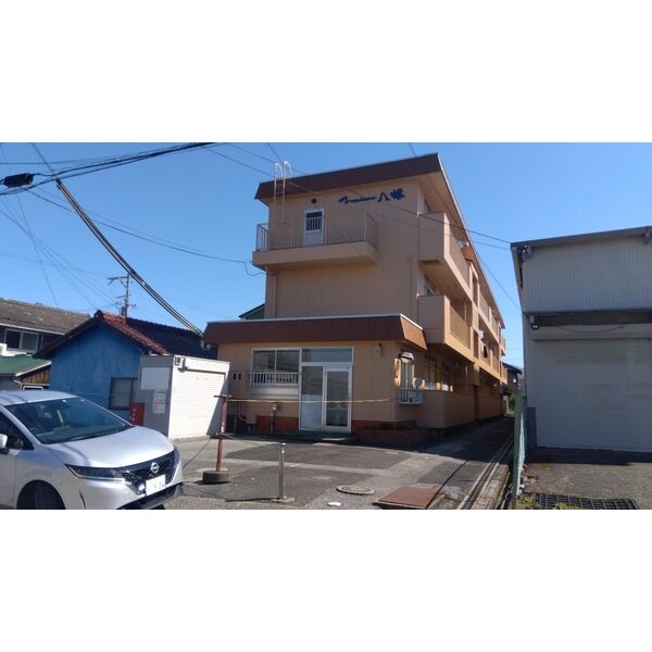 メゾン八幡 建物画像