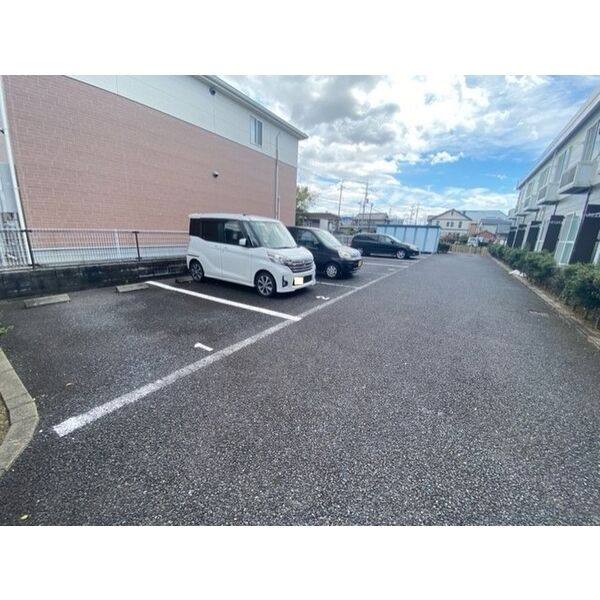 レオパレスガーデンリラ 室内写真3