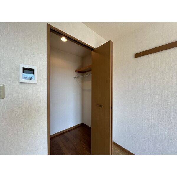 NEU HAUSⅡ 室内写真5