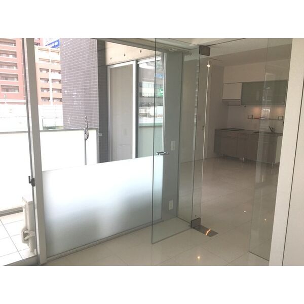 アーバンフラッツ湊町 室内写真3