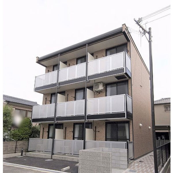 レオパレスグリーンローズ 建物画像