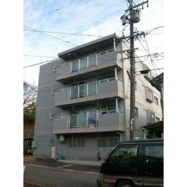 エルアモール 建物画像