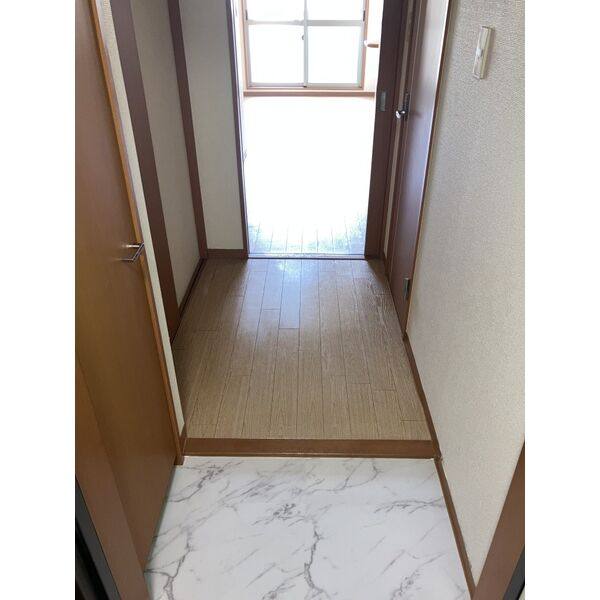 カルティエアラタマ 室内写真1
