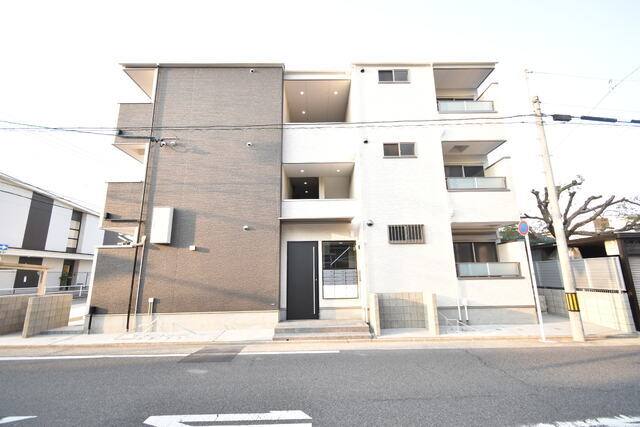 GRAND NEST 建物画像