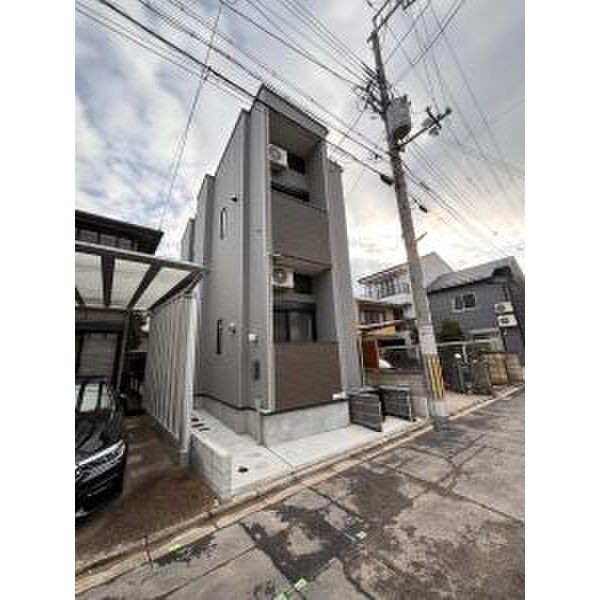 フリーデン円町 建物画像