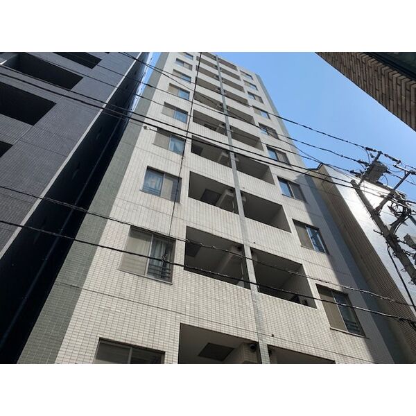 レヴィーナ東京八重洲通り