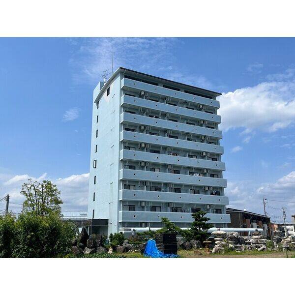 ルミエール青山8 建物画像