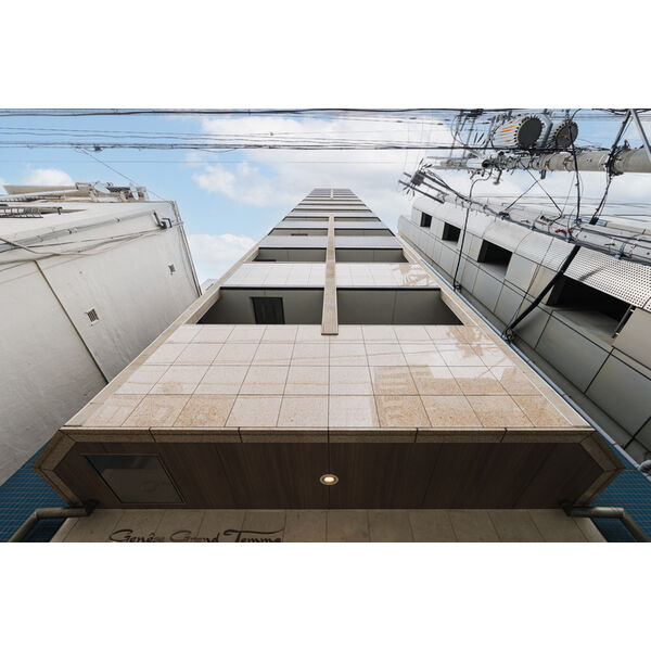 ジュネーゼグラン天満 建物画像