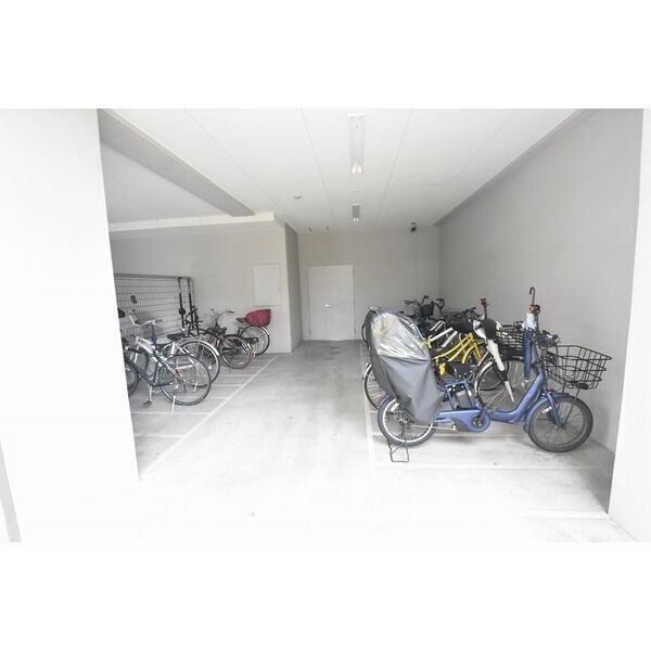 イーレドーム・スエヒロ 室内写真2