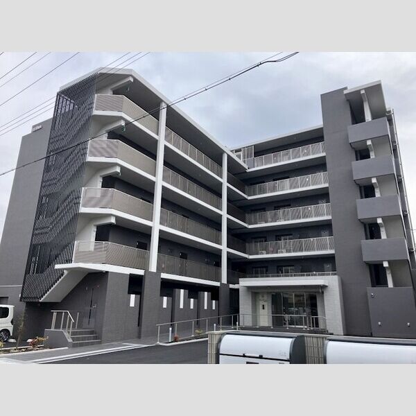 Raffine京都上鳥羽 建物画像