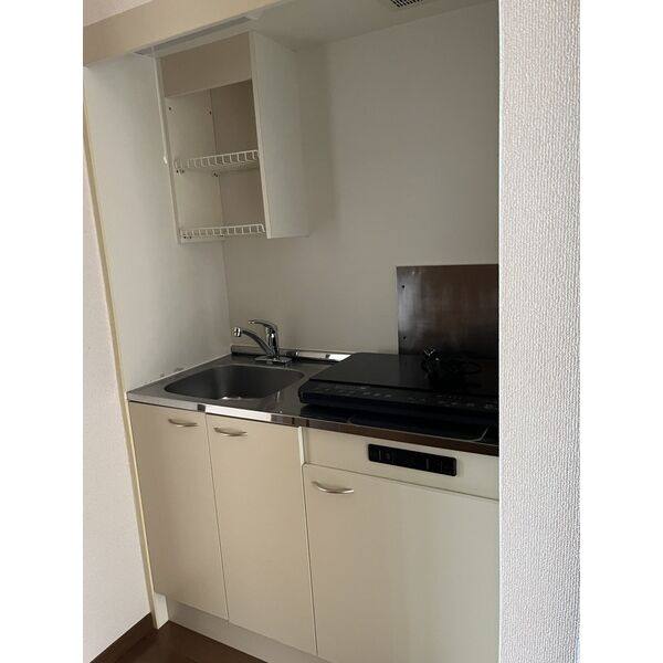 アンプルールリーブルLEO 室内写真2