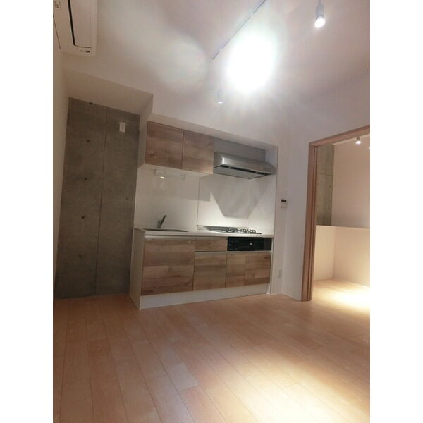 BRICK RESIDENCE 目黒本町 室内写真1