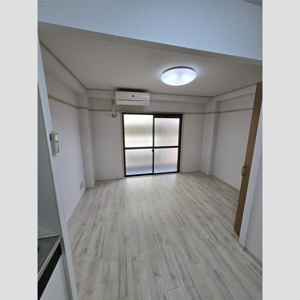 梅本マンション 室内写真1