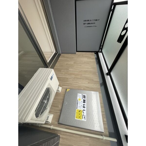 プレサンスNEO大和田STATIONベゼル 室内写真2