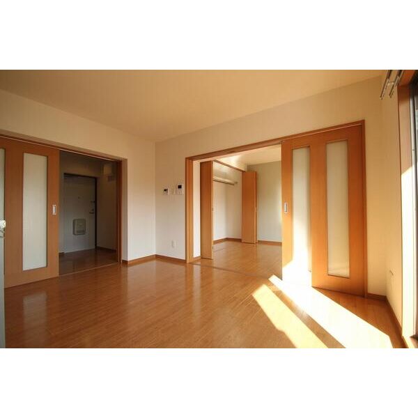 Grand Maison葵 室内写真3