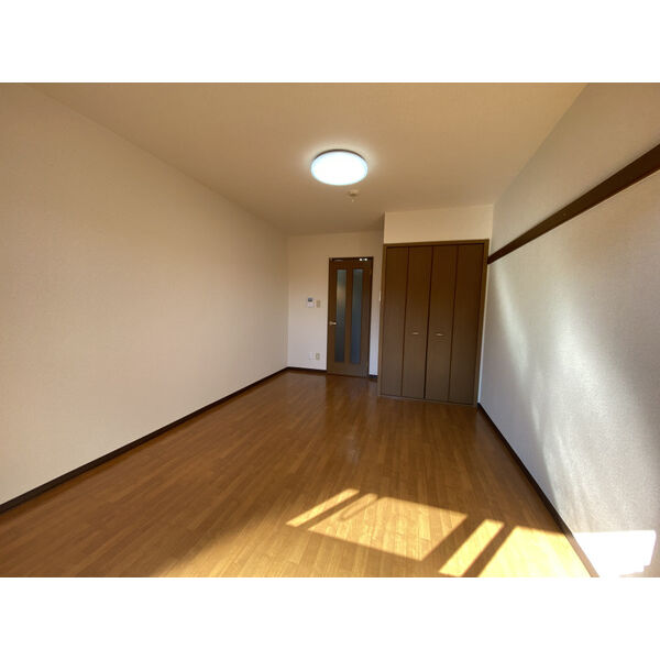 MYU II 室内写真1