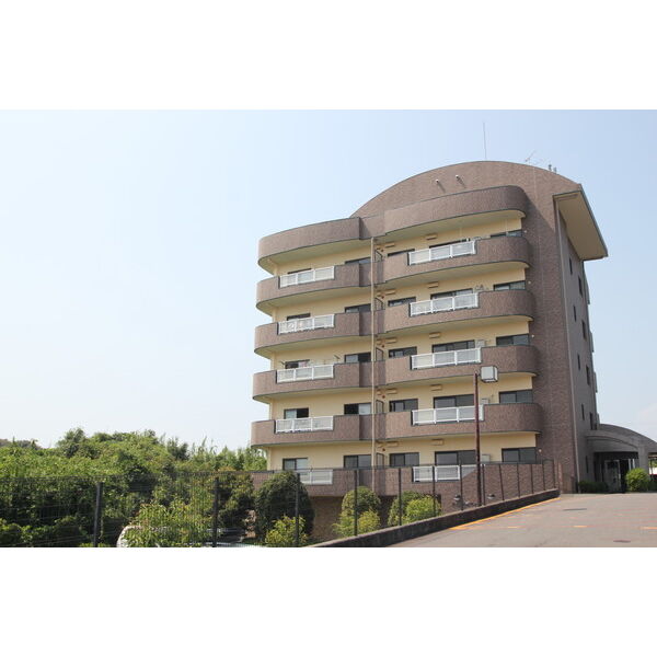ライフ第5マンション大平台 建物画像