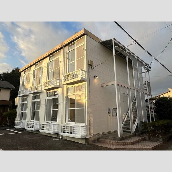 レオパレス瀬古 建物画像