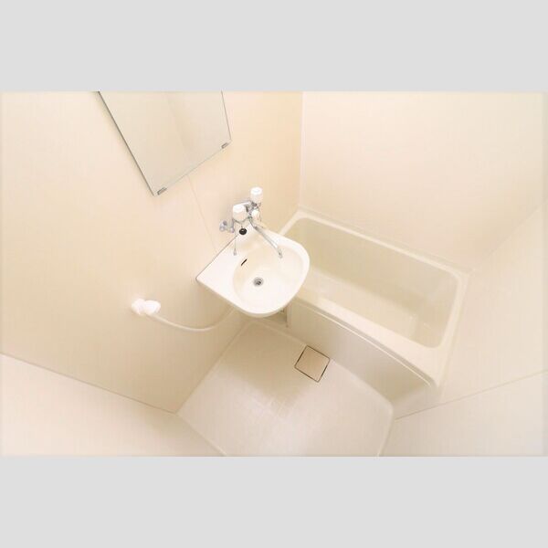 レオパレス北山west fountain 室内写真6