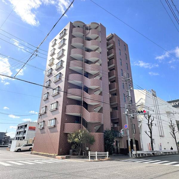 ラ・カンパネーラ 建物画像