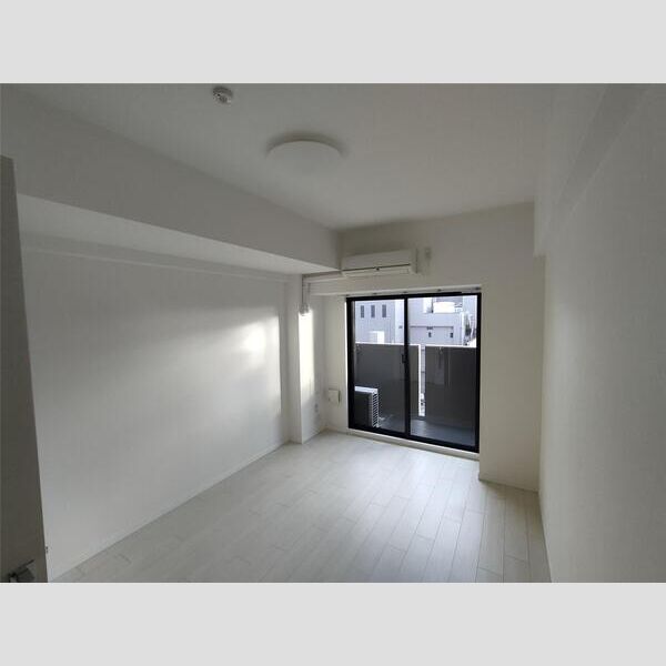 S-RESIDENCE難波Briller 室内写真2