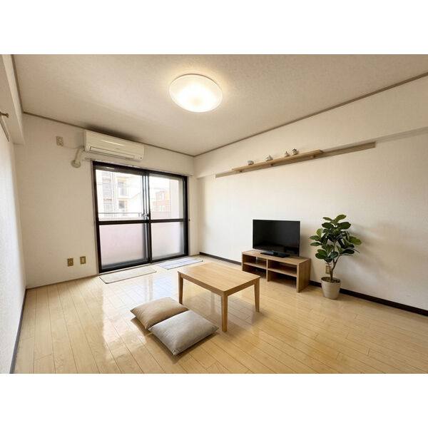 パールマンション社台 室内写真1