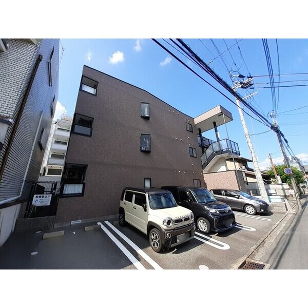 ジェルメ行伊