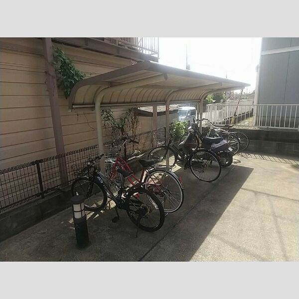 レオパレスHSI RIVER 室内写真5