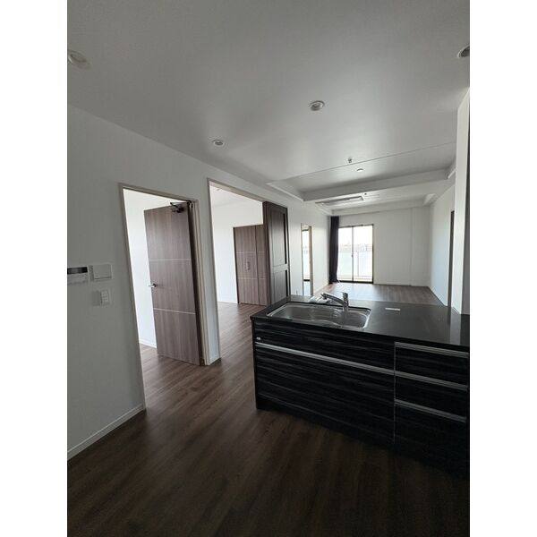 さくらHills ROKUBAN Platinum Residence 室内写真9
