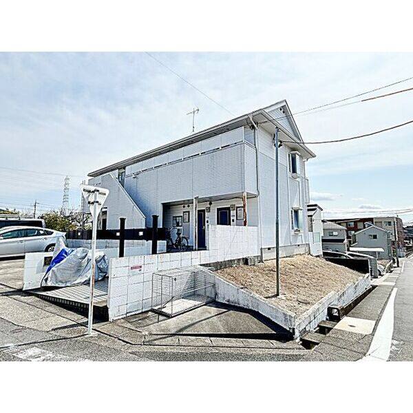 レオパレス陸前 建物画像