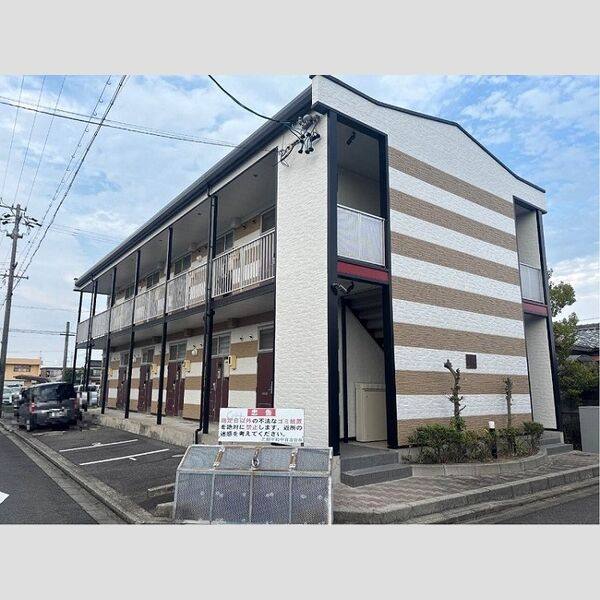 レオパレスクレアシオン 建物画像