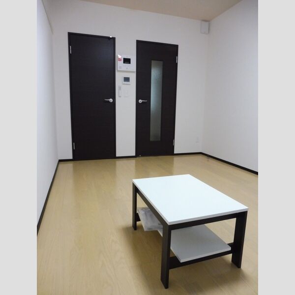 クレイノフロレゾン立川 室内写真3