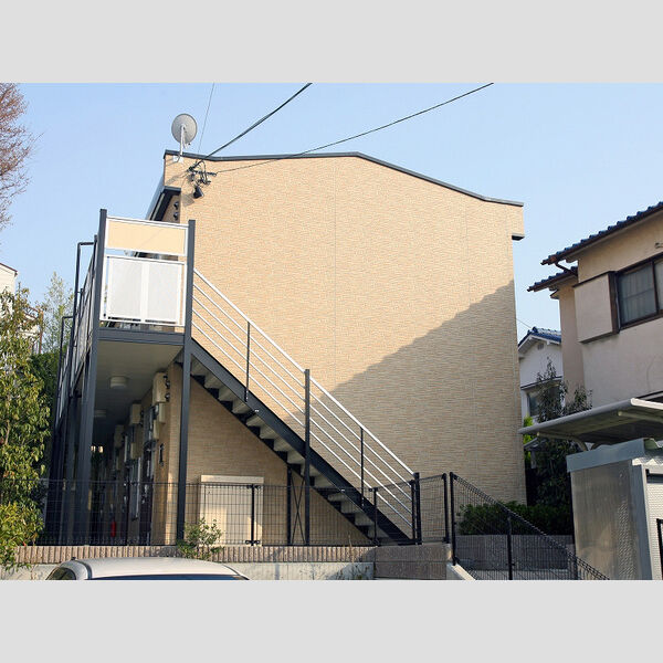 レオパレスビブレ千里山